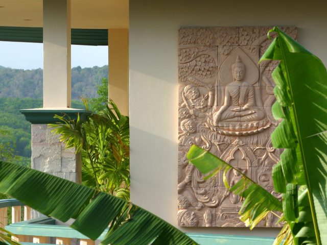 Ayurveda, Wellness and Yoga Retreats, Vegetarian, vegan, organic healthy food and drinks at Mangosteen Ayurveda & Wellness Resort, Rawai, Phuket.